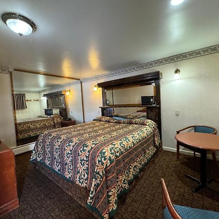 Royal Motel Secaucus Exterior photo